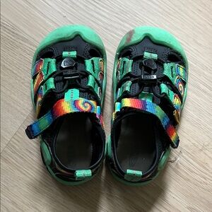 KEEN Toddler Size 8 Green/Rainbow Shoes